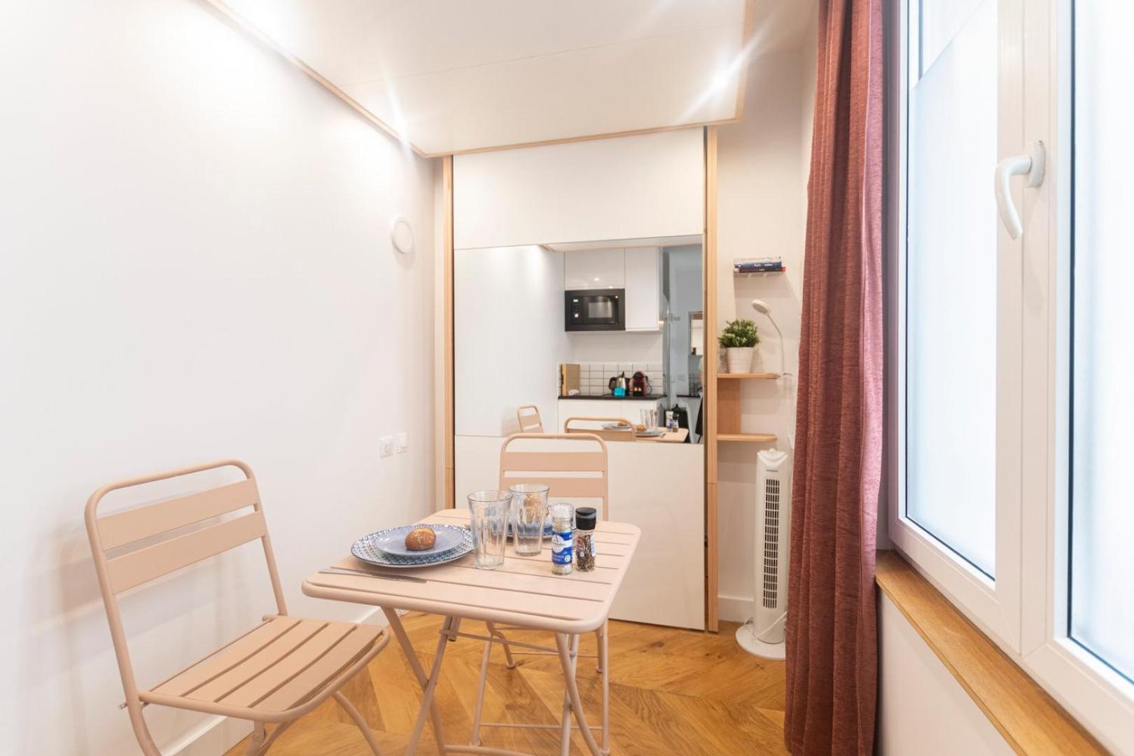 Super Central Mini Studio - 2 Pax, Murphy Bed Paříž Exteriér fotografie
